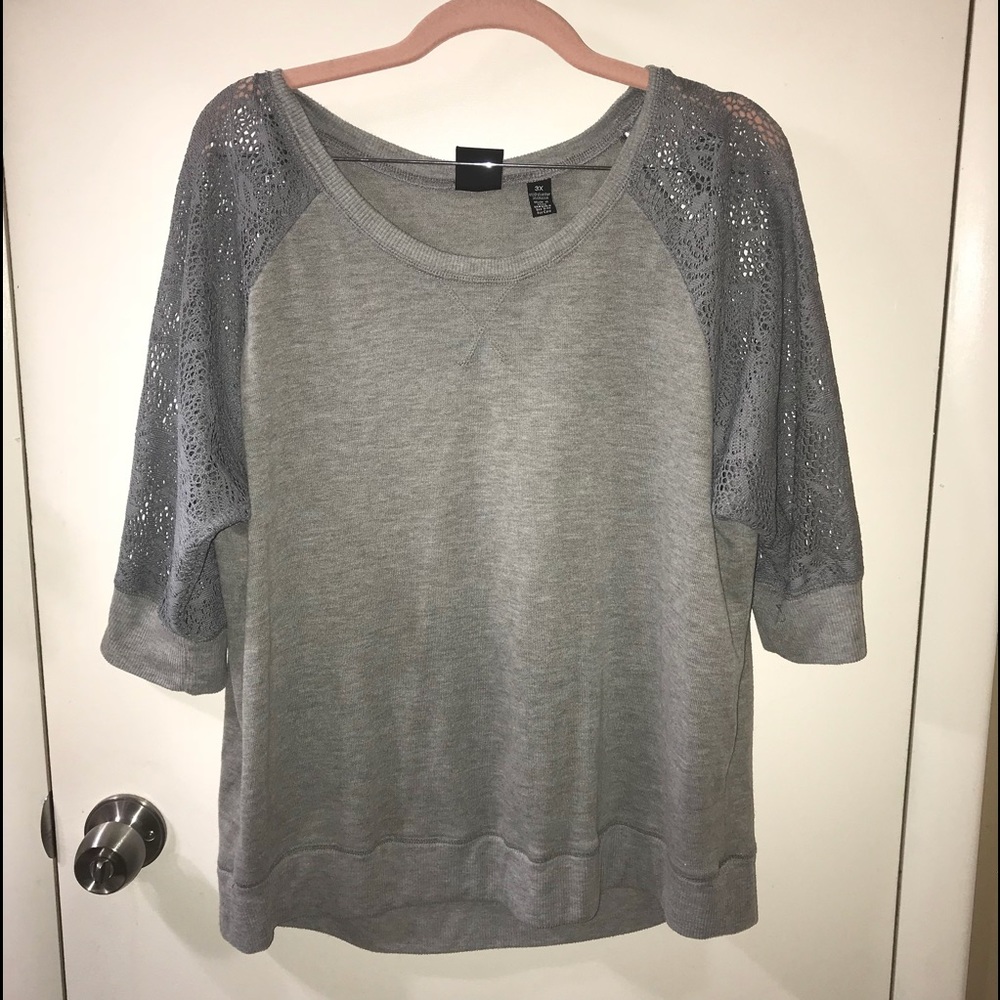 Eye candy 3/4 sleeve crew neck top